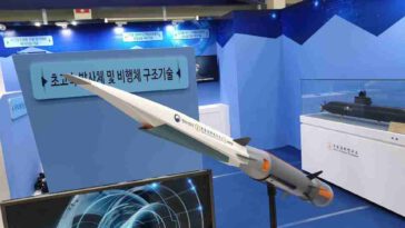 كوريا الجنوبية تكشف عن نموذجها الأولي لصاروخ كروز فرط صوتي