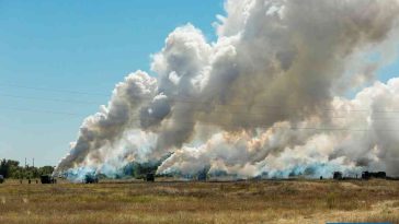 دخان الغزو الروسي.. هل سنرى ستائر الدخان الروسية وهي تُغطي السهول الأوكرانية معلنة عن بدء العمليات العسكرية؟