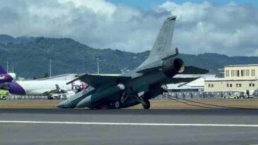 هبوط حاد لمقاتلة إف-16 أمريكية في مطار هونولولو