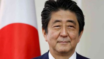 مقتل رئيس الوزراء الياباني السابق شينزو آبي بعد هجوم مسلح