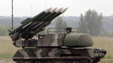 منظومة بوك أوكرانية تُسقط صواريخ كاليبر روسية فوق أوكرانيا (فيديو)