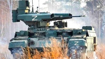 مركبة القتال المصفحة Terminator الروسية تنجو من صاروخ "جافلين" الأمريكي الصنع
