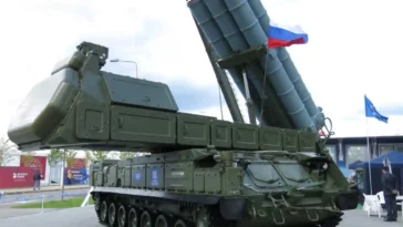روسيا تستخدم لأول مرة نظامي Buk-M3 و Buk-M2 معًا لإسقاط صواريخ هيمارس والمسيرات الأوكرانية