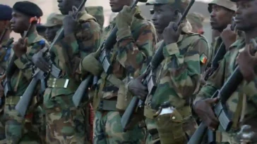 السنغال تعلن نيتها إرسال قوات عسكرية للمشاركة في الإطاحة بالمجلس العسكري النيجيري