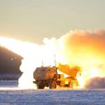 الجيش الأمريكي يستعد لاختبار إطلاق صاروخ دقيق جديد لراجمة الصواريخ هيمارس
