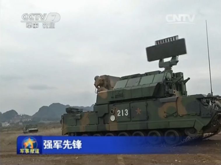 بالفيديو: الجيش الصيني يُخضع منظومة الدفاع الجوي HQ-17 لاختبار خطير يحبس الأنفاس