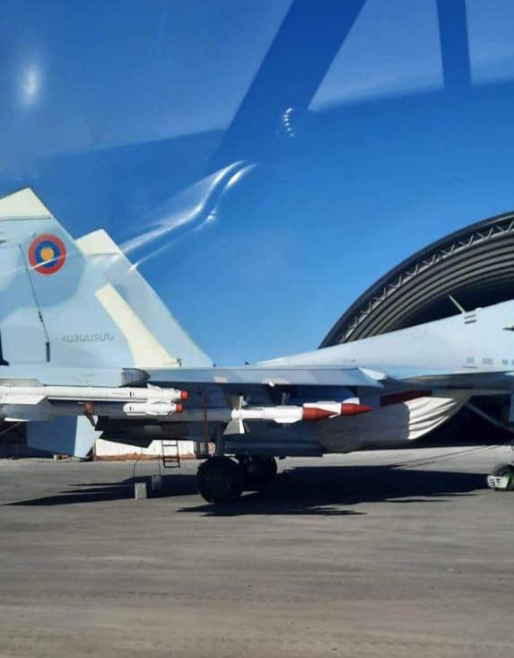 صور تفند مزاعم رئيس الوزراء الأرميني بخصوص مقاتلات سو-30
