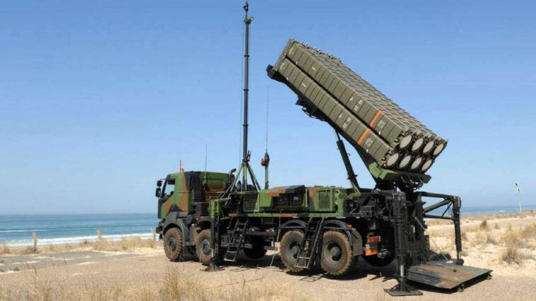 فرنسا وإيطاليا تعلنان تطوير منظومة Samp-T للدفاع الجوي بعيد المدى لاعتراض الصواريخ الباليستية