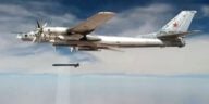 قاذفات القنابل النووية الروسية من طراز Tu-95MS تتمرن على ضرب اليابان، وطوكيو ترسل طائرات F-15 لاعتراضها