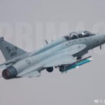 قطر تبدي اهتمامها بمقاتلة JF-17B النسخة ثنائية المقعد