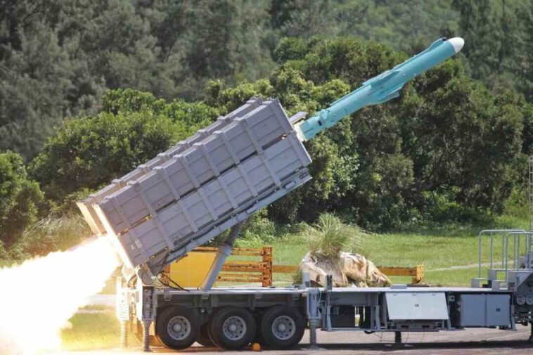 تايوان تملك ما يزيد عن 300 صاروخ كروز قادر على الوصول للعمق الصيني