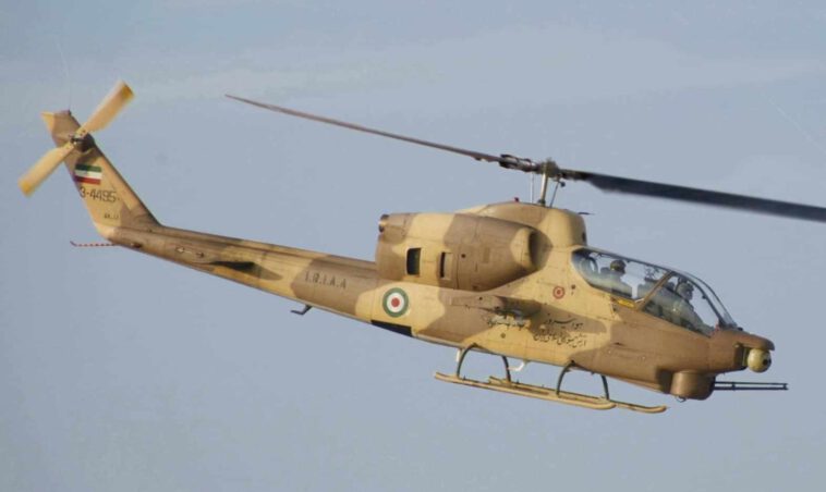 قائد إيراني يزعم أن إيران لديها أكبر أسطول طائرات هليكوبتر في الشرق الأوسط