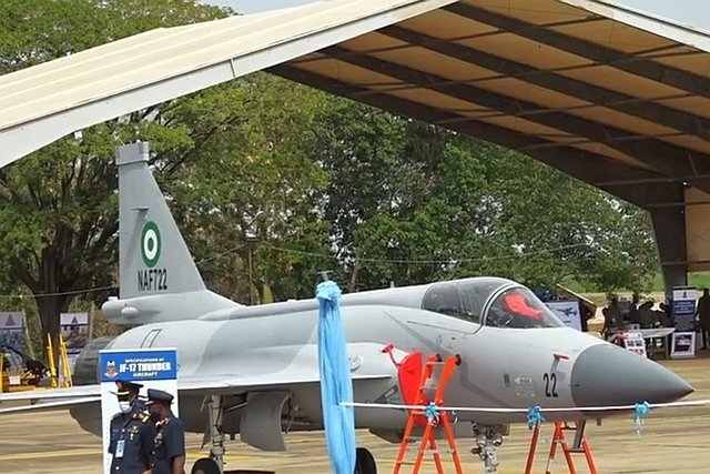 نيجيريا تُدخل رسميًا مقاتلات JF-17 Thunder Fighter المستوردة من باكستان للخدمة الفعلية