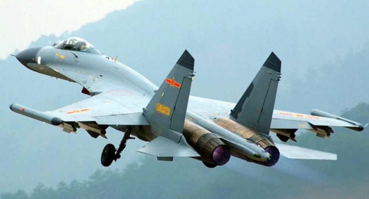طائرات J-16 و J-11 الصينية تُنفذ تمارين بالقرب من منطقة لداخ المتنازع عليها: لماذا تشعر القوات الجوية الهندية بالقلق؟