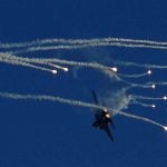 إطلاق خاطئ لصواريخ القبة الحديدية على طائرة F-15 تابعة لسلاح الجو الإسرائيلي