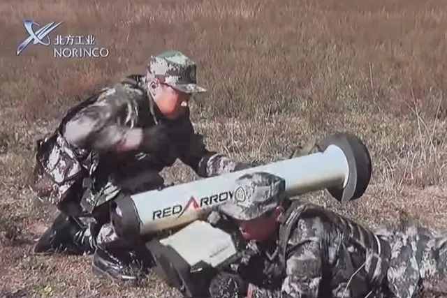 الجيش الصيني ينشر صواريخ HJ-12 المتطورة النظيرة لصواريخ Javelin الأمريكية على الحدود الهندية