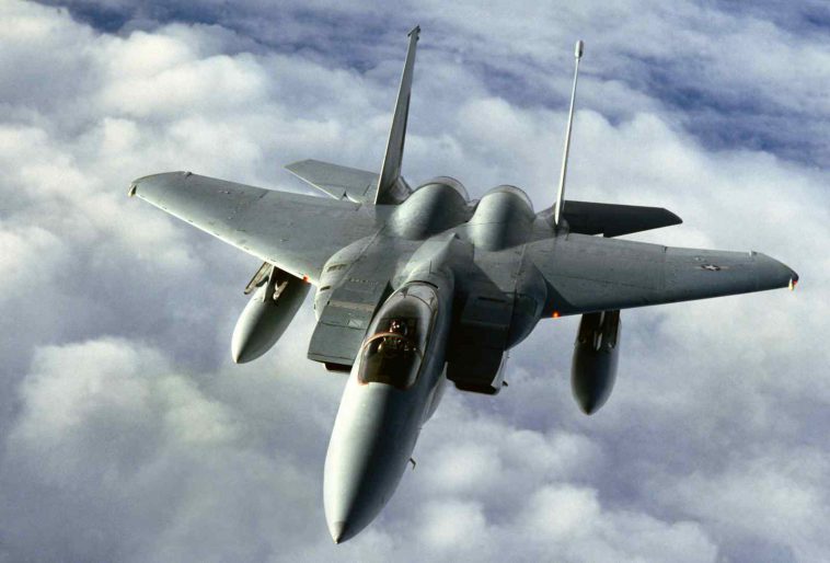 المغرب مهتم بمقاتلة التفوق الجوي الفائقة إف-15