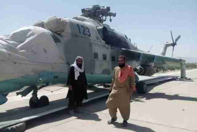 طالبان تستولي على طائرة هليكوبتر من طراز Mi-35 أهدتها الهند إلى أفغانستان