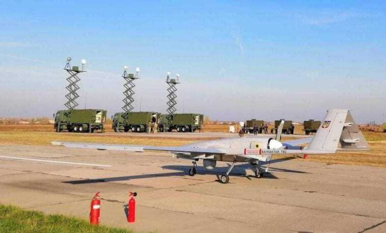 المغرب يبدأ تسلم أولى الطائرات المسيرة المقاتلة التركية TB2 BAYRAKTAR
