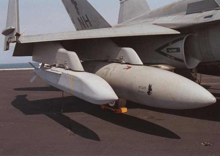 المغرب يحصل على صاروخ JSOW الأمريكي المدمر لأنظمة الدفاع الجوي والتجمعات العسكرية