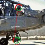 شاهد خوذة الطيار تتحكم في توجيه مدفع طائرة AH-64 أباتشي