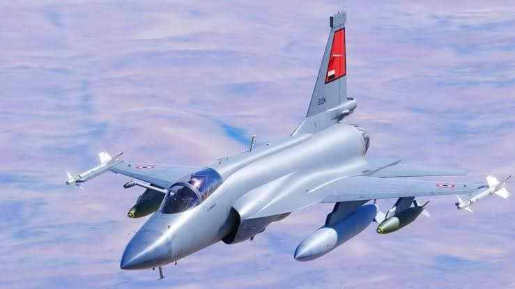 ماهي حظوظ المقاتلة الصينية الباكستانية "JF-17 ثاندر" في مصر كمشروع إنتاج محلي مشترك؟