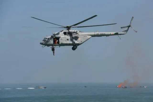 تحطم طائرة هليكوبتر هندية من طراز Mi-17