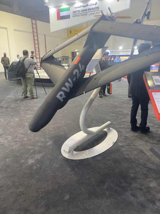 الدرون الانتحاري الإماراتي Halcon RW24.. من أكثر الأسلحة التي خطفت الأضواء في معرض إيدكس-2021