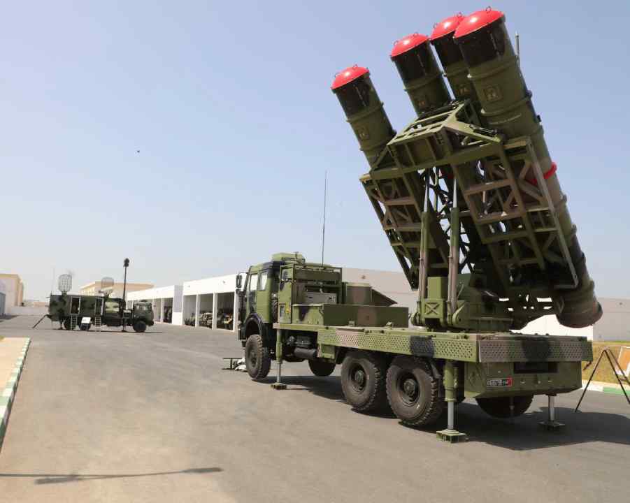 مناورات إسبانية بمقاتلات EF-18M تحاكي مواجهة أنظمة Barak MX المغربية ظهور صور لمنظومة الدفاع الجوي متوسط المدى