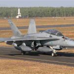 ماليزيا وتونس تأملان بشراء أسطول المقاتلات الكويتي بالكامل المكون من 33 طائرة متعددة المهام من طراز Boeing F / A-18 Hornet