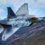 الولايات المتحدة تطور أسطول F-22 رابتور لتجعلها عصية على جميع أنظمة الدفاع الجوي الحالية والمستقبلية