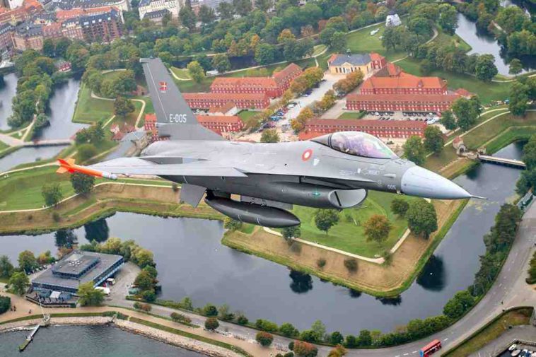 الأرجنتين وكولومبيا تتطلعان لشراء مقاتلات إف-16 الدنماركية