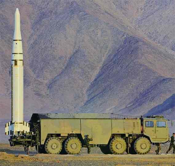مواصفات الصاروخ البالسيتي الصيني DF-15 الملقب "بالمرعب" والذي حصلت مصر على حقوق تصنيعه