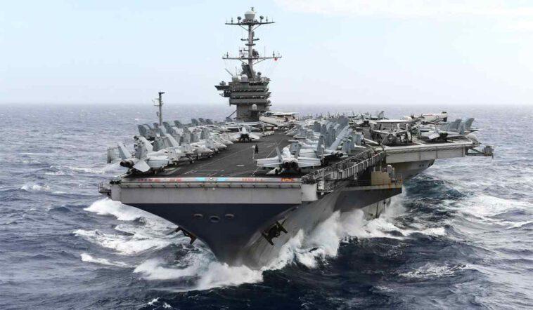 البحرية الأميركية تنشر حاملة الطائرات العملاقة "نيميتز يو إس إس هاري ترومان" لتنفيذ منطقة حظر طيران محتملة فوق أوكرانيا