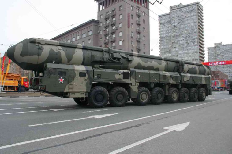 الشيطان القادم من الشرق.. الصاروخ الروسي "أر إس 28 سارمات" يمكنه محو دولة كاملة بحجم فرنسا