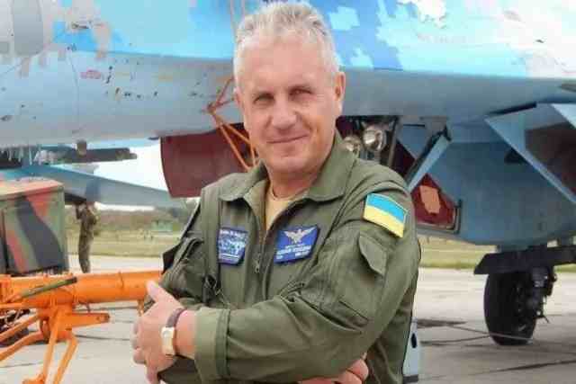مقتل الطيار الأوكراني الشهير بعد إسقاط طائرته بنظام إس-400 الروسي