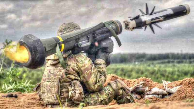 10 صواريخ جافلين لكل دبابة روسية.. الولايات المتحدة ترسل دفعة جديدة من صواريخ "جافلين" المضادة للدبابات لأوكرانيا