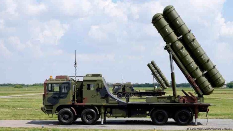 صربيا تكشف رسميًا عن صور نظام الدفاع الجوي الصيني FK-3 الذي تسلمته قبل أيام