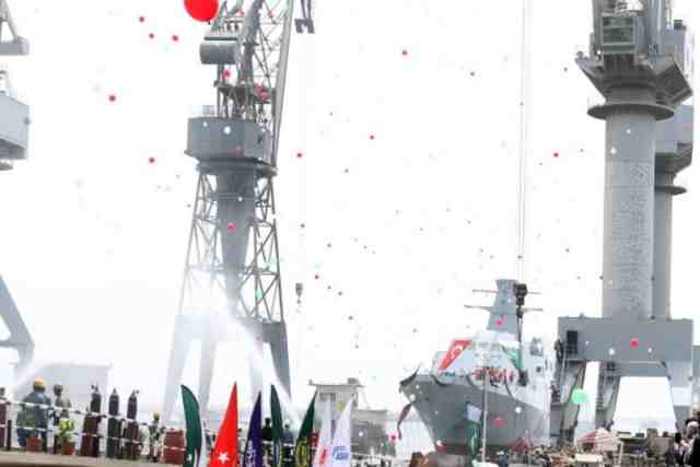 تركيا تطلق كورفيت ثالث من فئة MILGEM للبحرية الباكستانية