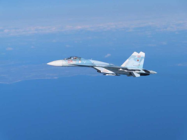 طائرات مقاتلة فرنسية تعترض طائرات روسية يوم أمس