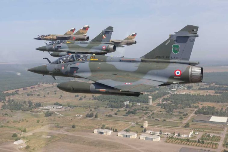 فرنسا تنشر مقاتلات Mirage 2000D في المغرب