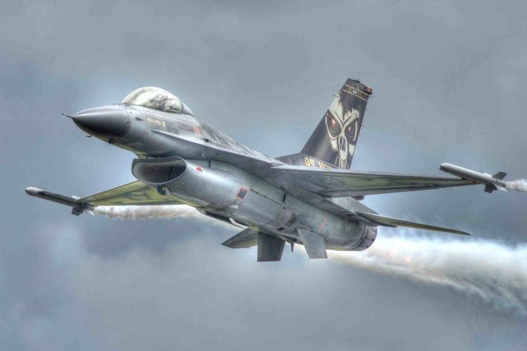الأردن تطلب 8 طائرات إف-16 بلوك 70 الحديثة المتقدمة