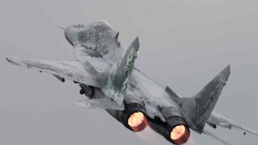 سلوفاكيا تعرض على بولندا والتشيك مخططًا لتزويد أوكرانيا بطائرات MiG-29