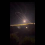 شاهد صاروخ دفاع جوي روسي أطلق من منظومة بوك يفشل ويرتطم بالأطقم المشغلة.. ومنظومة بوك أوكرانية تطلق صاروخًا بشكل غريب