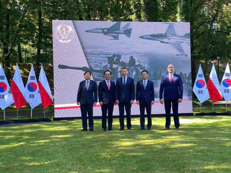 أضخم صفقة في تاريخ كوريا الجنوبية.. بولندا توقع رسميًا على صفقة ضخمة للحصول على منظومات دفاعية كورية