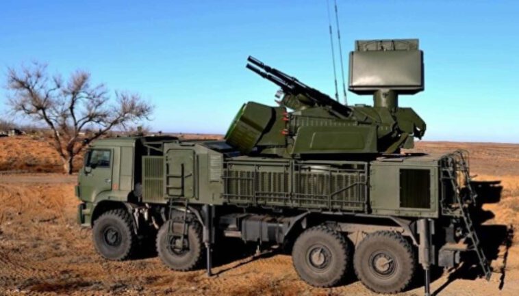 أوكرانيا تدعي أنها أسقطت أول هدف روسي باستخدام نظام Pantsir-S1 تم الاستيلاء عليه من الجيش الروسي
