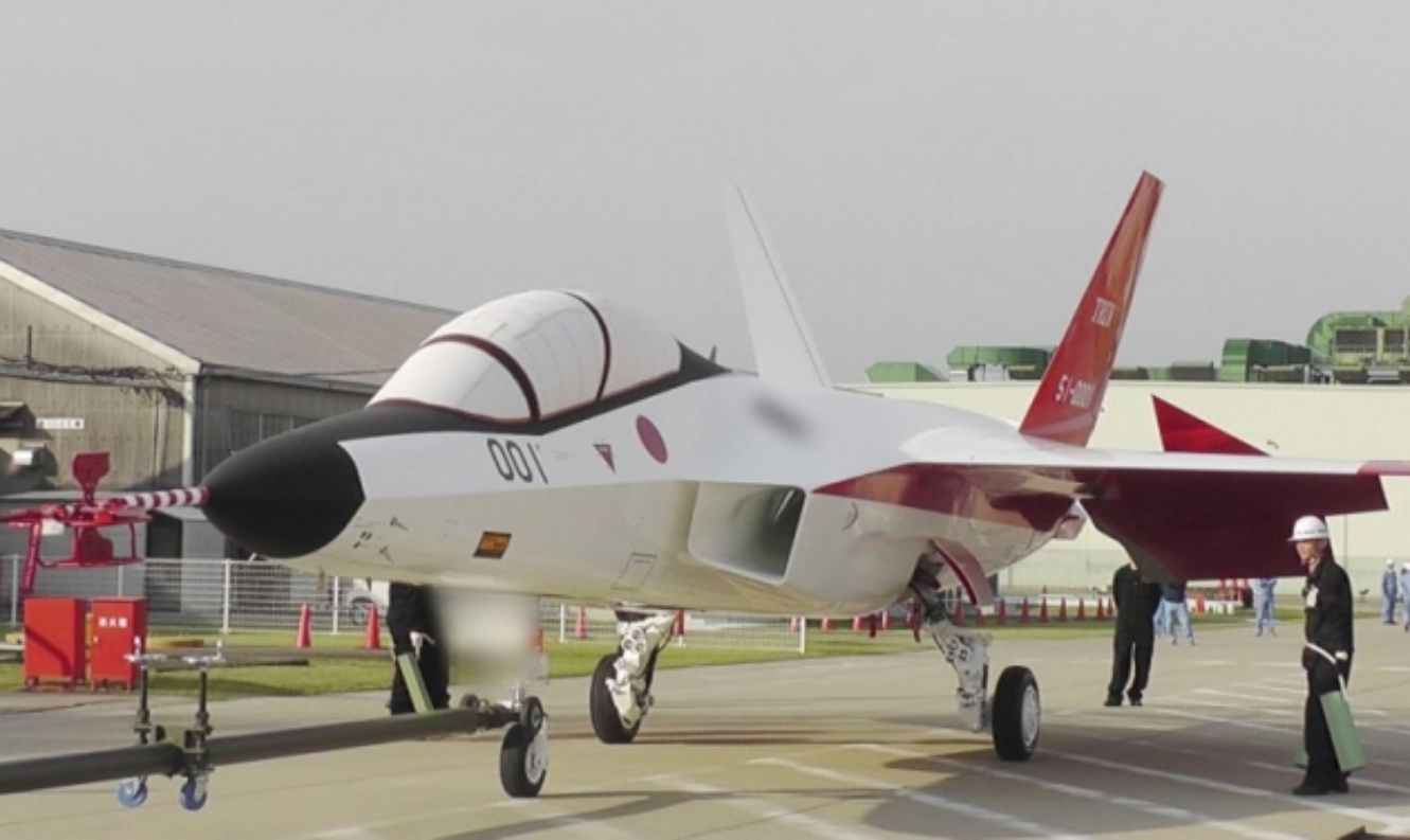 النموذج الأولي للطائرة اليابانية من الجيل السادس Mitsubishi X-2 Shinshin