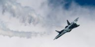 الجزائر أول دولة عربية تستحوذ على طائرات "سو-57" الشبحية الروسية بصفقة فلكية