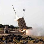 الجيش الأمريكي يختبر إطلاق صواريخ منظومة القبة الحديدية الإسرائيلية