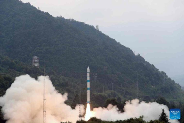 الصين تطلق قمرًا صناعيًا جديدًا عبر الصاروخ الحامل Kuaizhou-1A